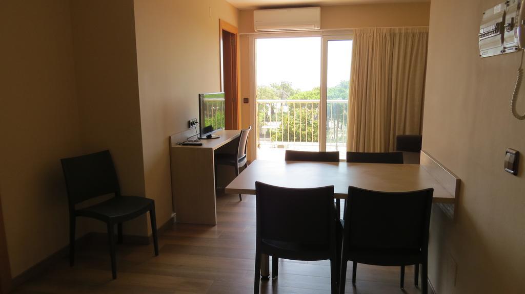 Apartaments Players Malgrat de Mar Exterior photo